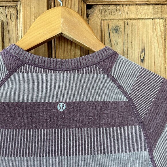 Lululemon Size 6 Purple White Striped Short Sleeve Swiftly Tech Tee Athletic - Picture 9 of 10
